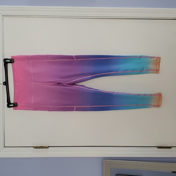 Maven Thread Prism Leggings, Size M - Picture 3 of 10